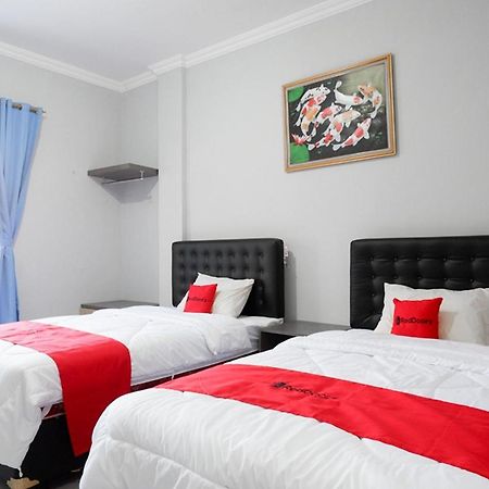 Reddoorz Near Jalan Adi Sucipto Solo Ξενοδοχείο Εξωτερικό φωτογραφία