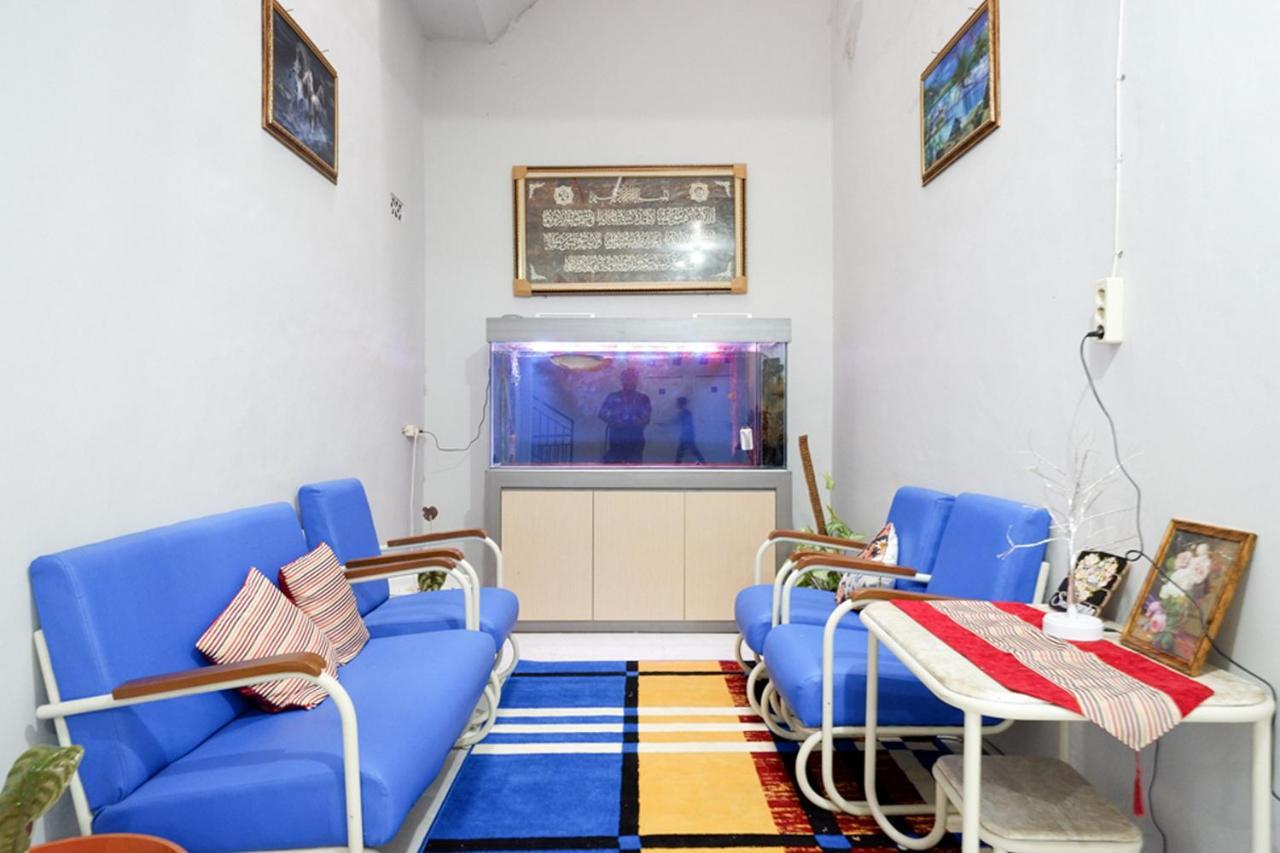 Reddoorz Near Jalan Adi Sucipto Solo Ξενοδοχείο Εξωτερικό φωτογραφία